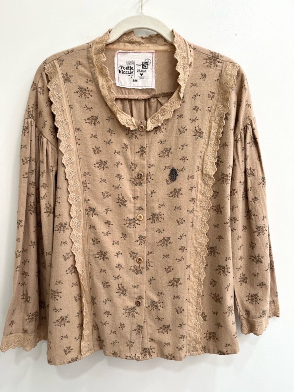 Poetic Floral brushed cotton flannel button up top tan eyelet lace trim S/M